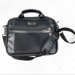 Kenneth Cole Reaction R-TECH messenger bag